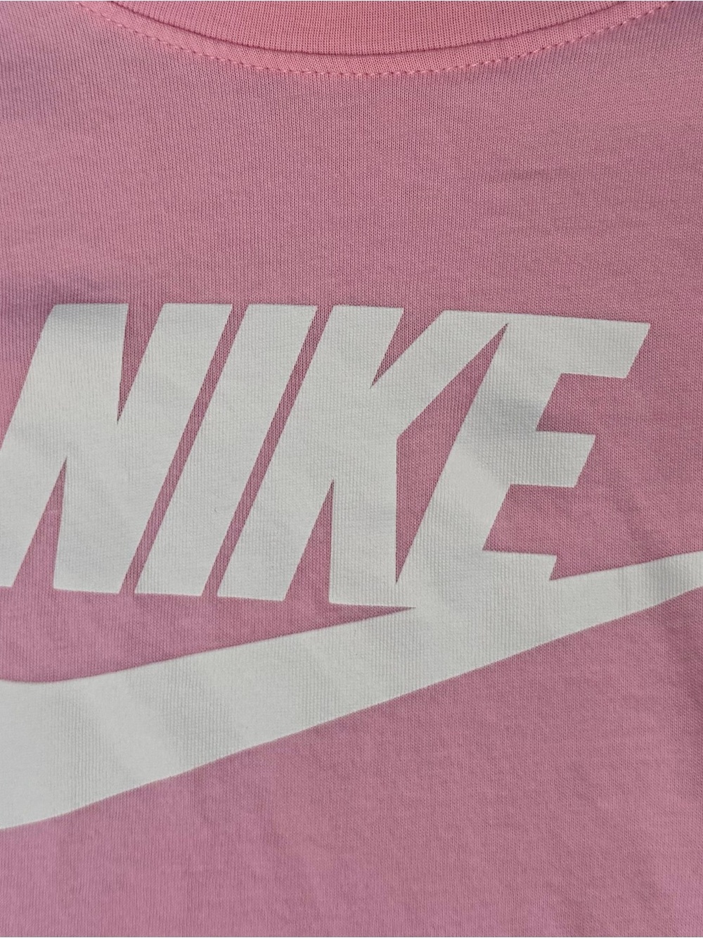 Nike!! Work Out “In The Pink” with this Nike Pink Long Sleeve Tee!